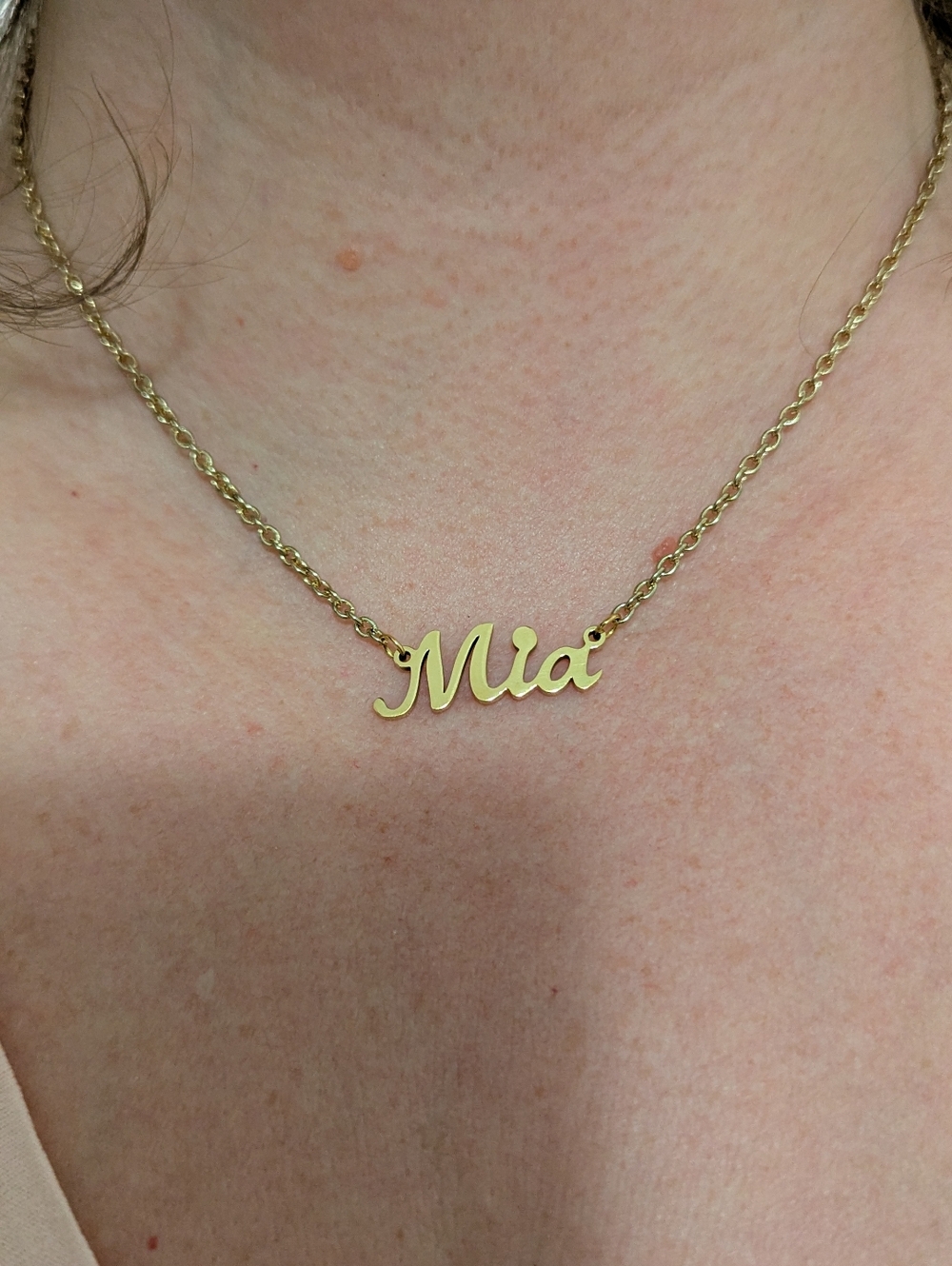 2/$20 Gold Tone “Mia” Nameplate Necklace – Personalized Jewelry